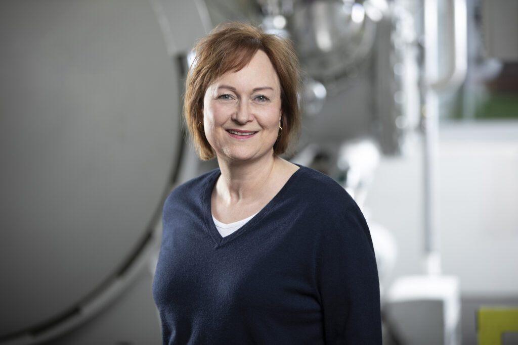 Andrea Simon